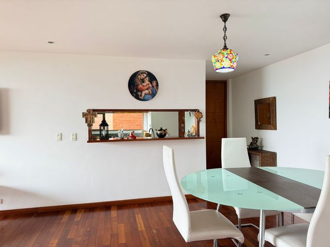 Apartamento de 2 alcobas en arriendo en Los Balsos, Medellín, 97 m² · foto 10 de 18