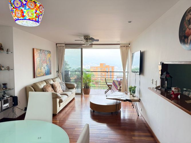 Apartamento de 2 alcobas en arriendo en Los Balsos, Medellín, 97 m² · foto 6 de 18