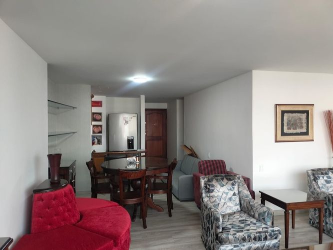 Apartamento de 2 alcobas en arriendo en El Poblado, Medellín, 112 m² · foto 2 de 14