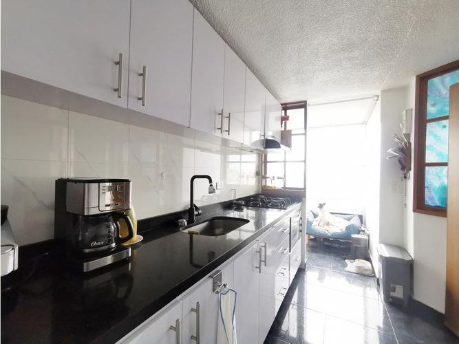Apartaestudio en venta en Gran America, Bogotá, 120 m² · foto 9 de 24