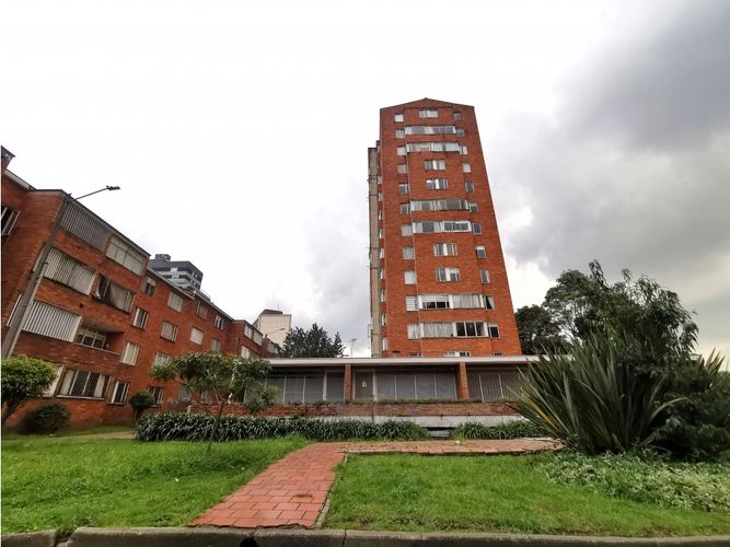 Apartaestudio en venta en Gran America, Bogotá, 120 m² · foto 23 de 24