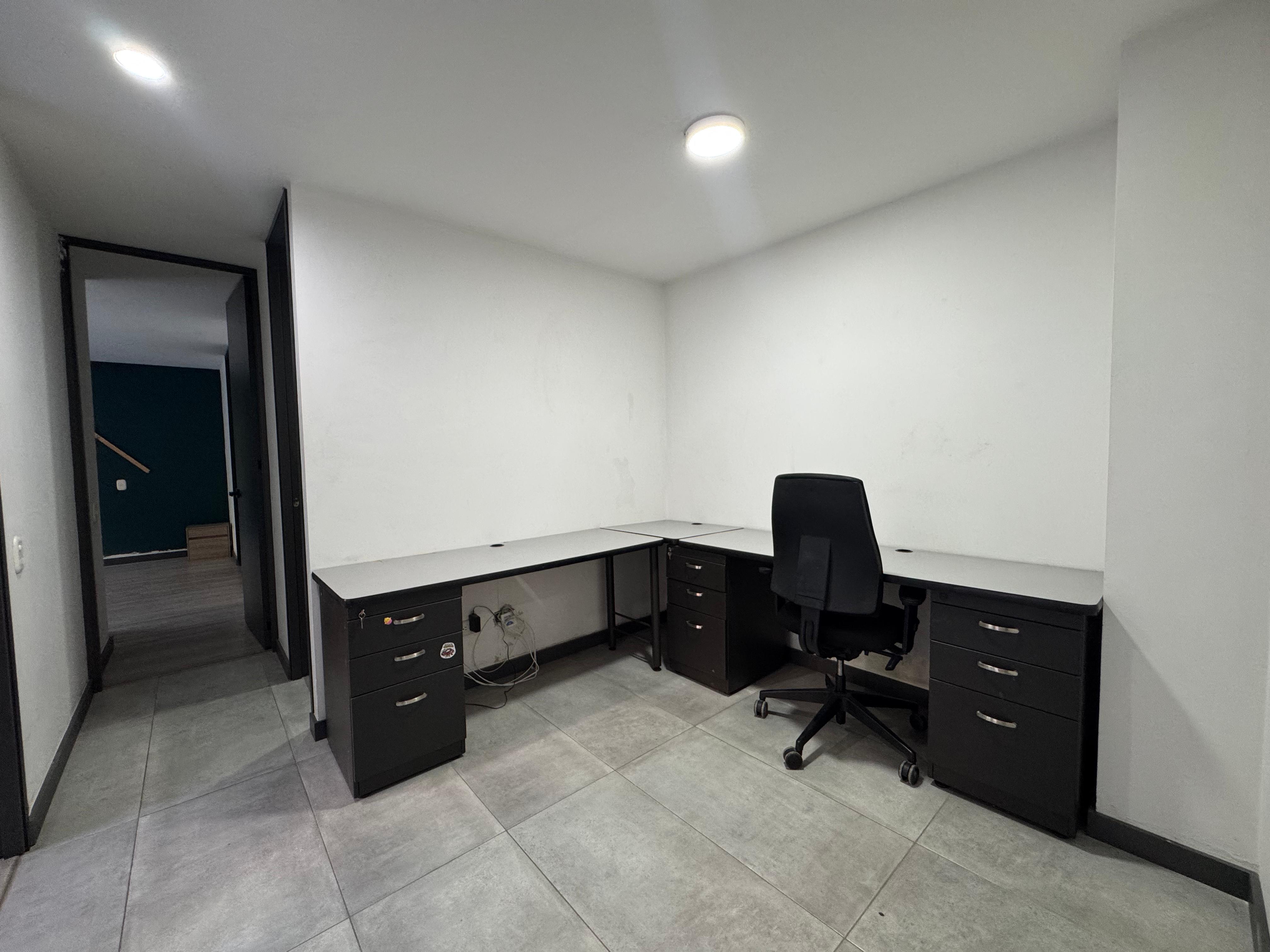 Apartamento en venta en Loma Del Esmeraldal, Envigado · foto 8 de 13