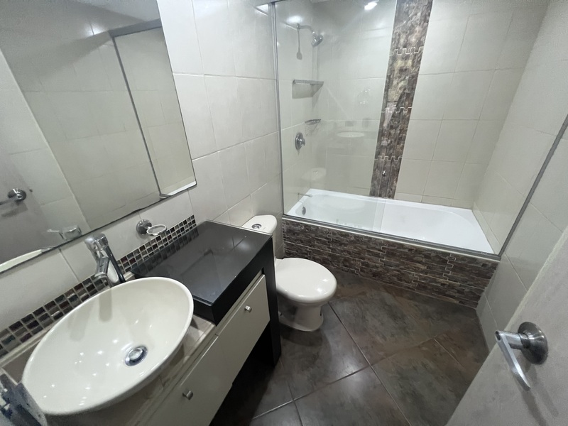 Casa en arriendo en El Poblado, Medellín · foto 16 de 24
