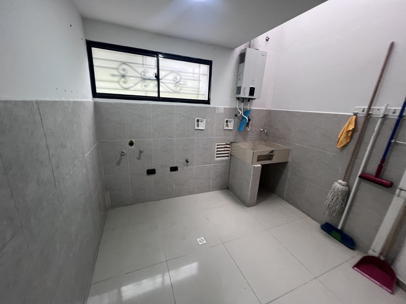 Casa en arriendo en El Poblado, Medellín · foto 19 de 24
