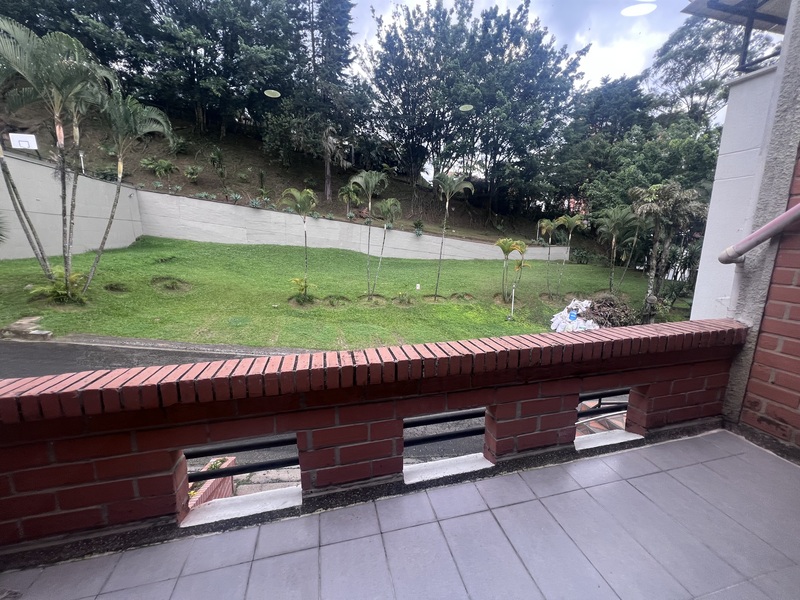 Casa en arriendo en El Poblado, Medellín · foto 23 de 24