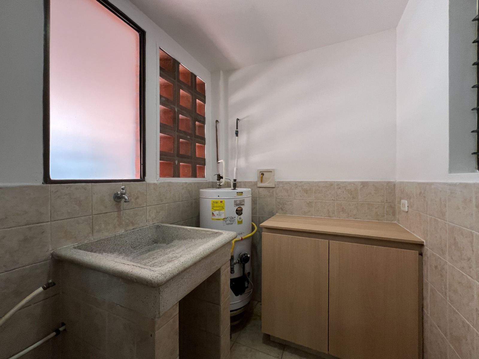 3BR House in Loma del Esmeraldal (260 m²) - 2