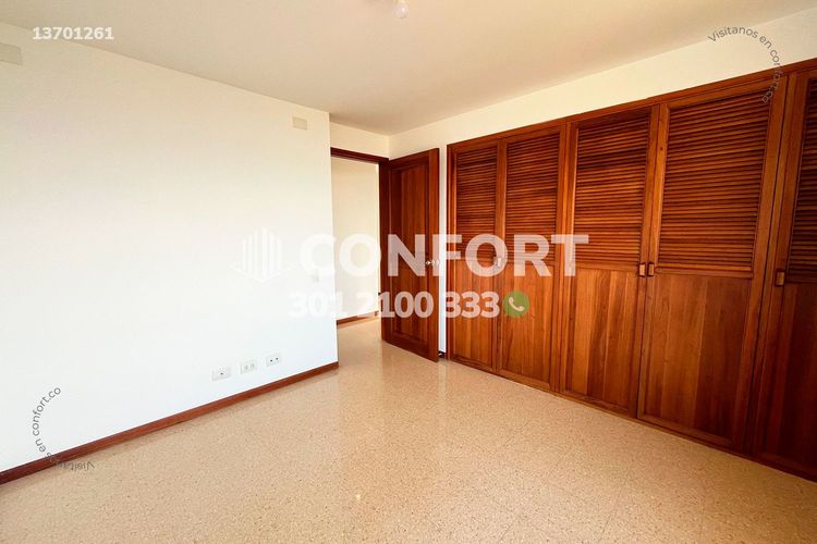 Apartamento de 3 alcobas en arriendo en La Calera, Medellín, 100 m² · foto 10 de 21