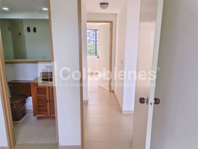 Apartamento de 2 alcobas en venta en El Poblado, Medellín, 86 m² · foto 11 de 18