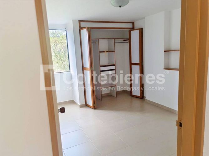 Apartamento de 2 alcobas en venta en El Poblado, Medellín, 86 m² · foto 18 de 18
