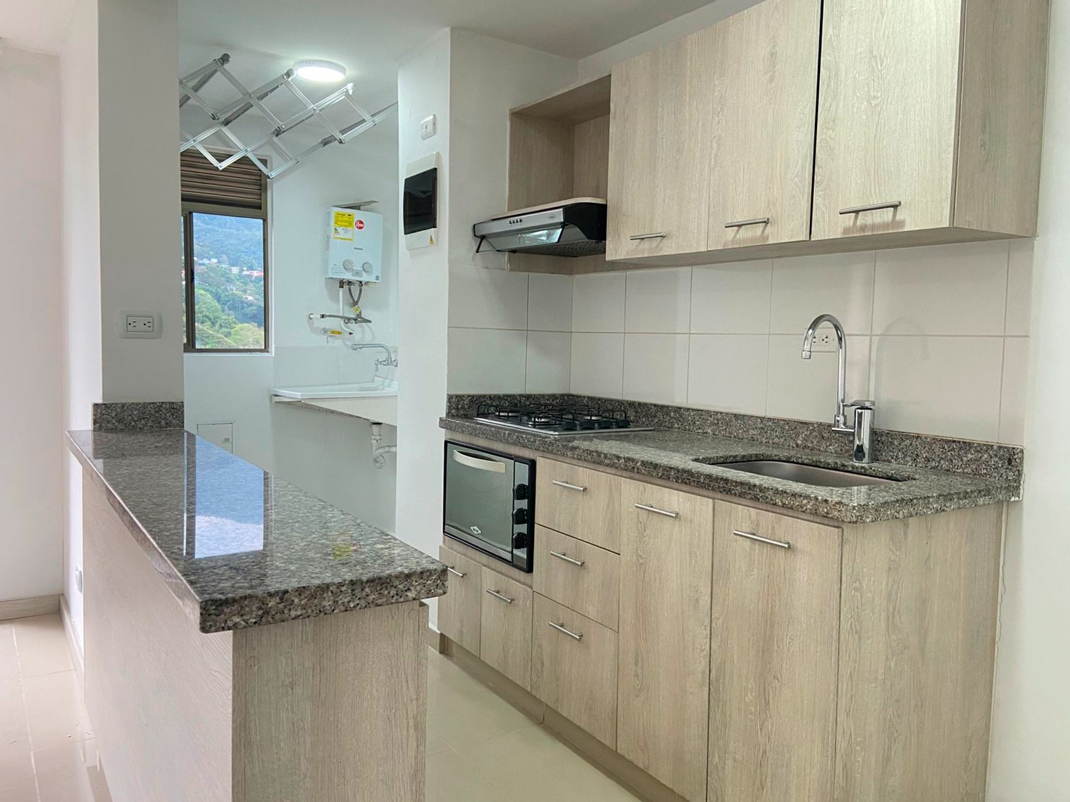 Apartamento en arriendo en Vereda La Doctora, Sabaneta · foto 3 de 17