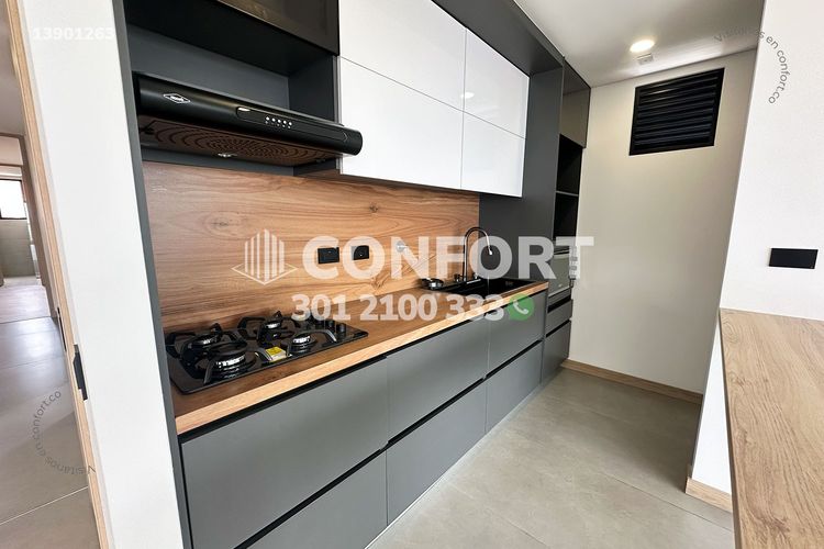 Apartamento de 3 alcobas en arriendo en La Castellana, Medellín, 140 m² · foto 6 de 24