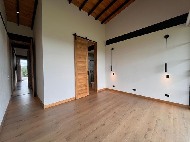 Casa de 4 alcobas en venta en El Retiro, 416 m² · foto 9 de 17