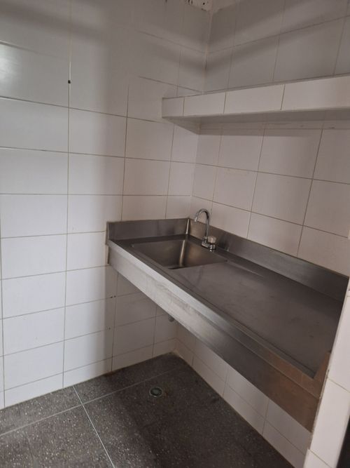 Oficina en arriendo en Rodeo Alto, Medellín, 170 m² · foto 3 de 6