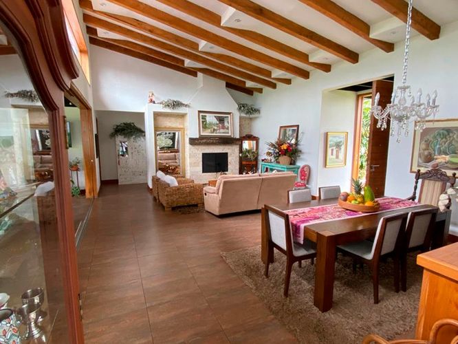 Casa de 3 alcobas en venta en La Ceja, 375 m² · foto 3 de 15