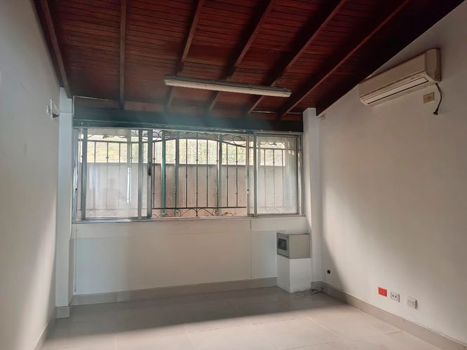 Oficina en arriendo en Belén, Medellín, 245 m² · foto 9 de 17