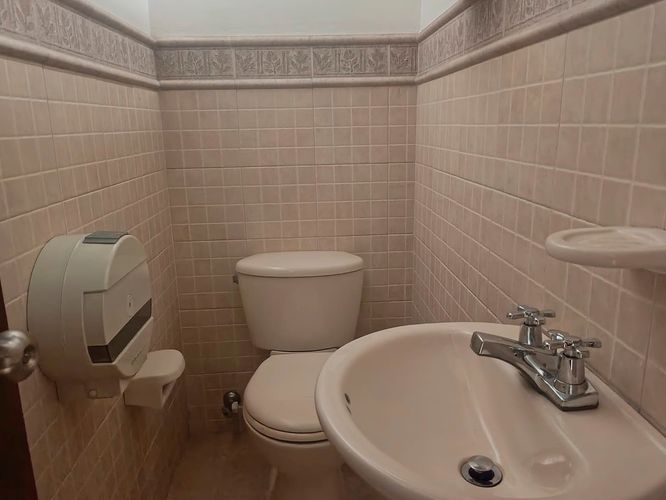 Oficina en arriendo en Belén, Medellín, 245 m² · foto 17 de 17