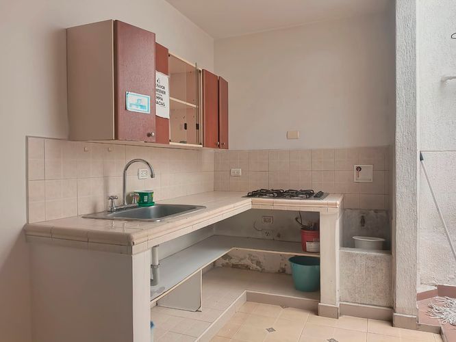 Oficina en arriendo en Belén, Medellín, 245 m² · foto 2 de 17