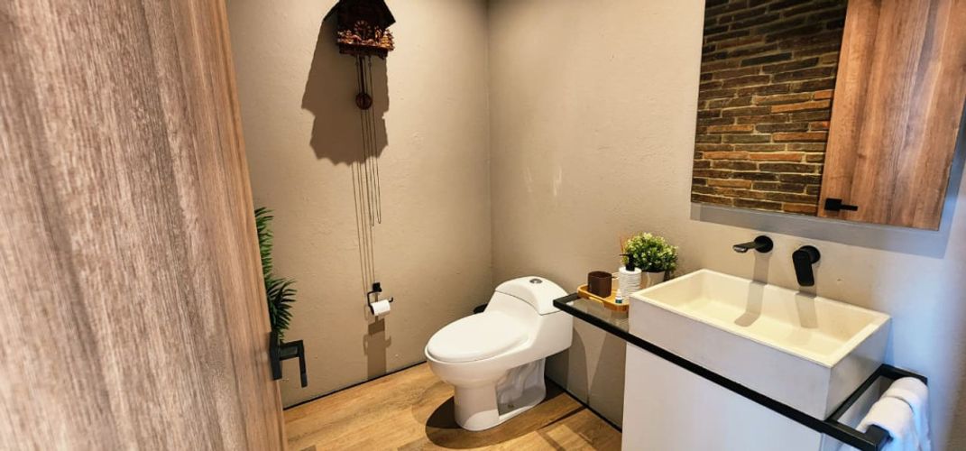 Casa de 3 alcobas en venta en Loma Del Escobero, Envigado, 240 m² · foto 11 de 16