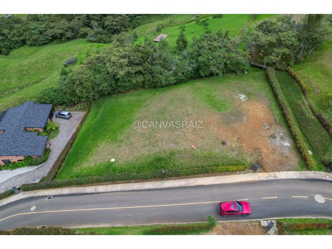 Lote en venta en Pantalio, La Ceja, 1428 m² · foto 7 de 9