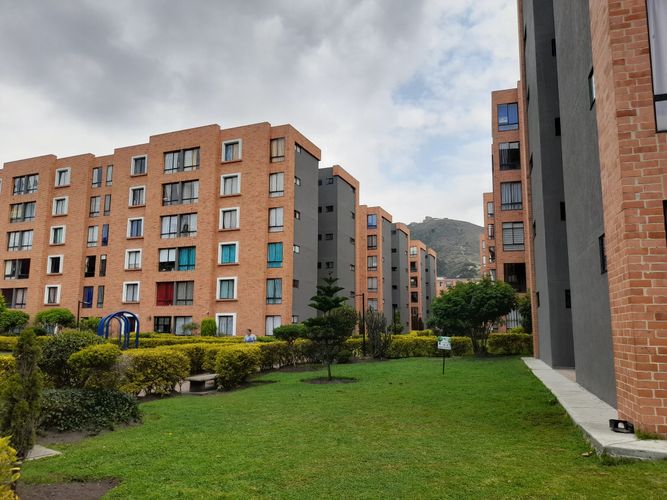 Apartamento de 3 alcobas en venta en Uaecd 007, Soacha, 43 m² · foto 19 de 19