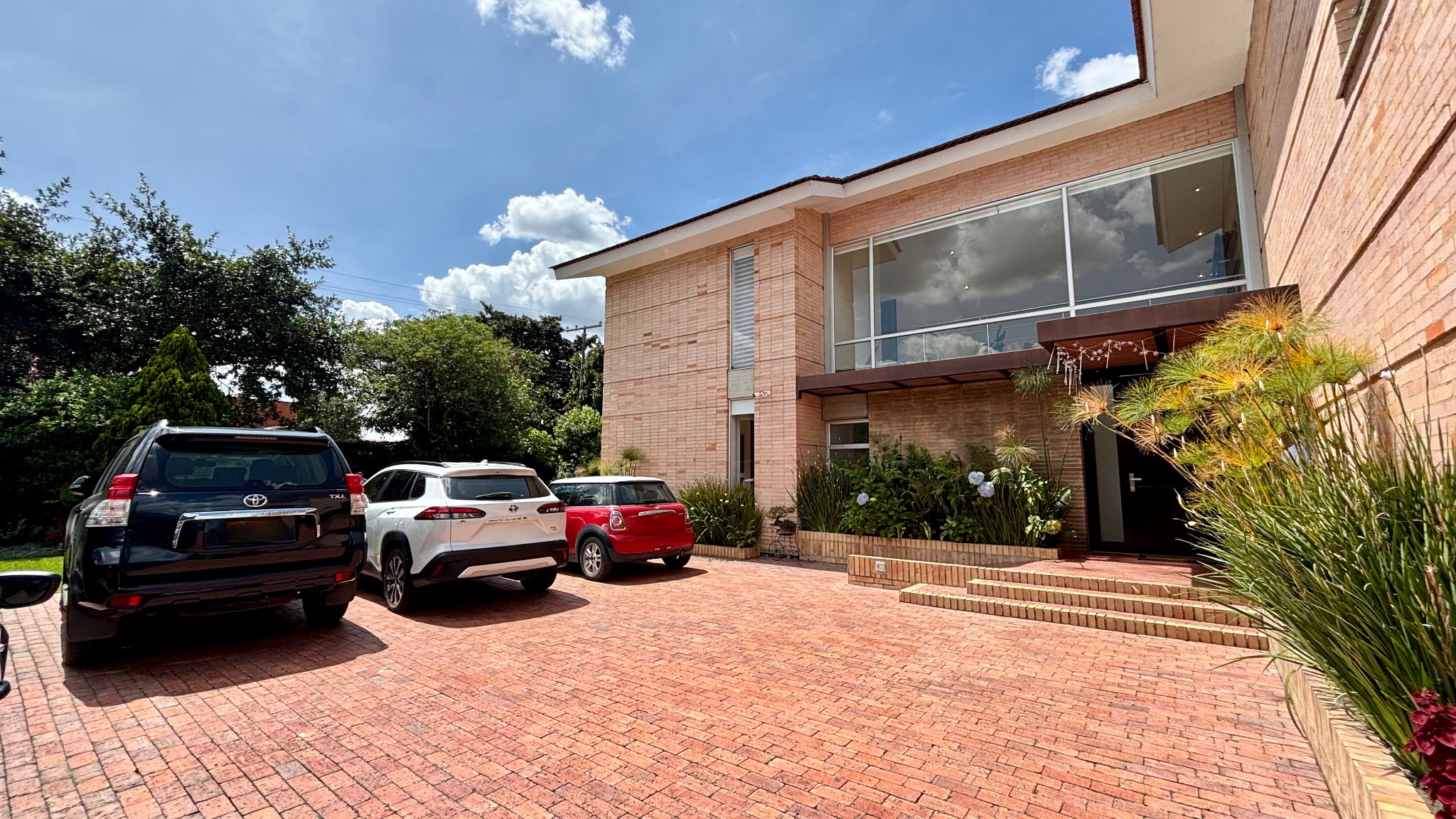 Carrera 72 # 236-35, Suba, Bogotá, D.C., Colombia - Photo 1