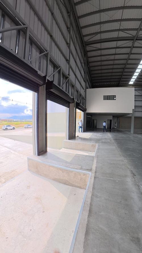 Bodega en arriendo en Zona Industrial, Yumbo, 1850 m² · foto 11 de 14