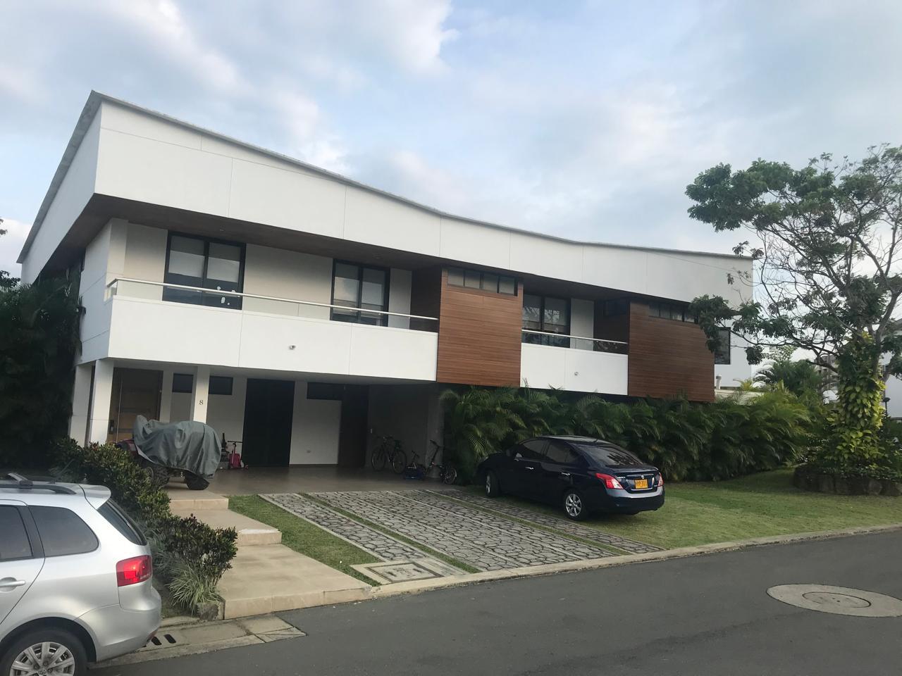 Casa en Arriendo en Pance, Cali