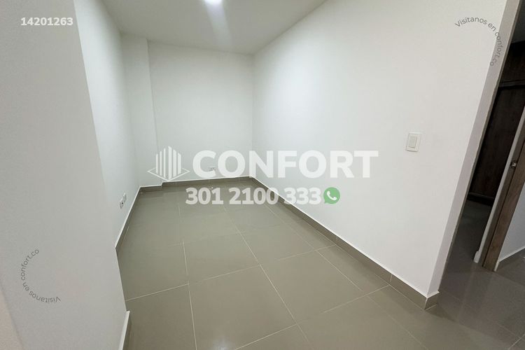 Apartamento de 3 alcobas en arriendo en La Castellana, Medellín, 140 m² · foto 10 de 19