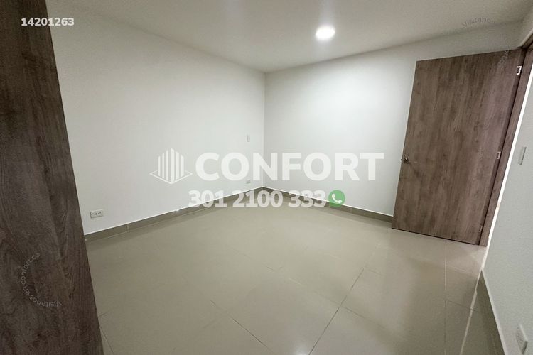 Apartamento de 3 alcobas en arriendo en La Castellana, Medellín, 140 m² · foto 16 de 19