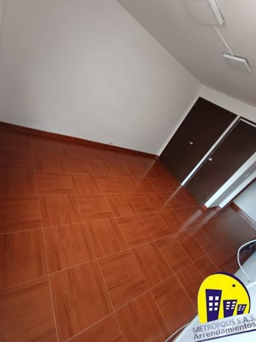 Apartamento de 4 alcobas en venta en Laureles, Medellín, 161 m² · foto 9 de 24