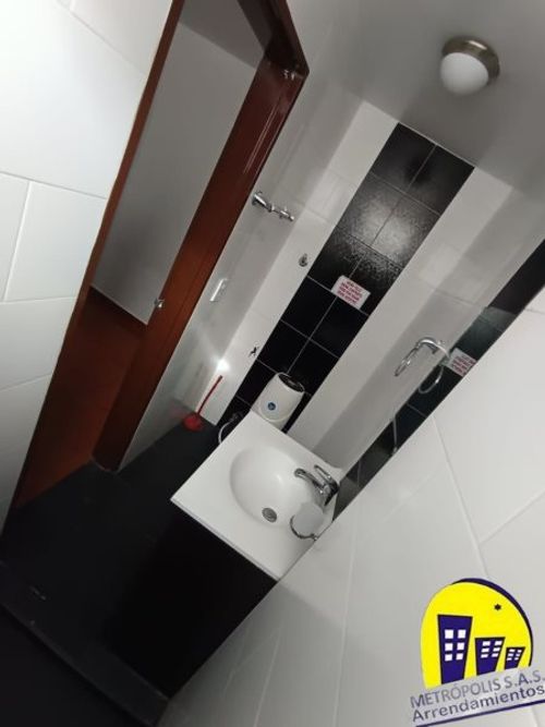 Apartamento de 4 alcobas en venta en Laureles, Medellín, 161 m² · foto 16 de 24