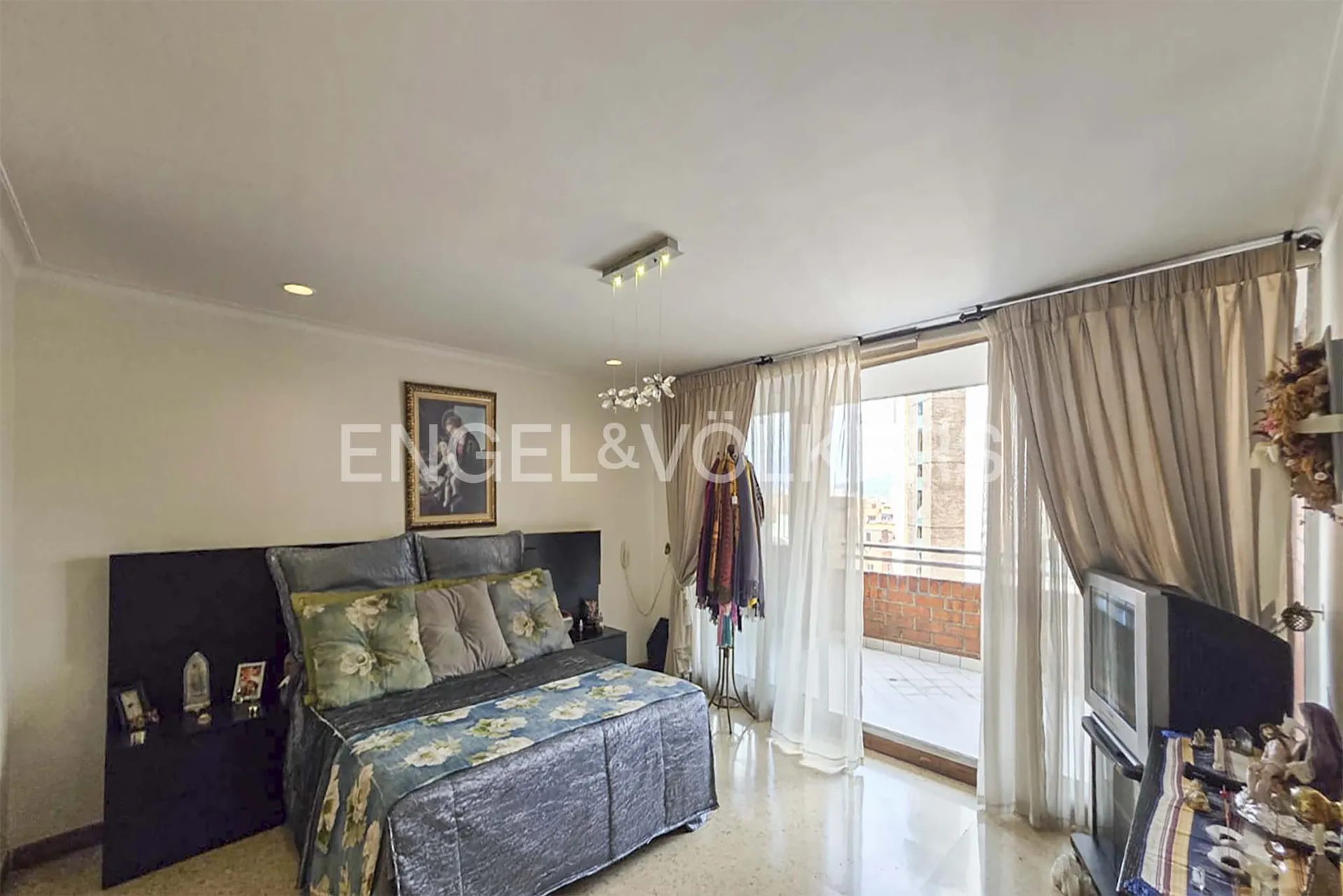 Apartamento en arriendo en Laureles, Medellín · foto 11 de 19