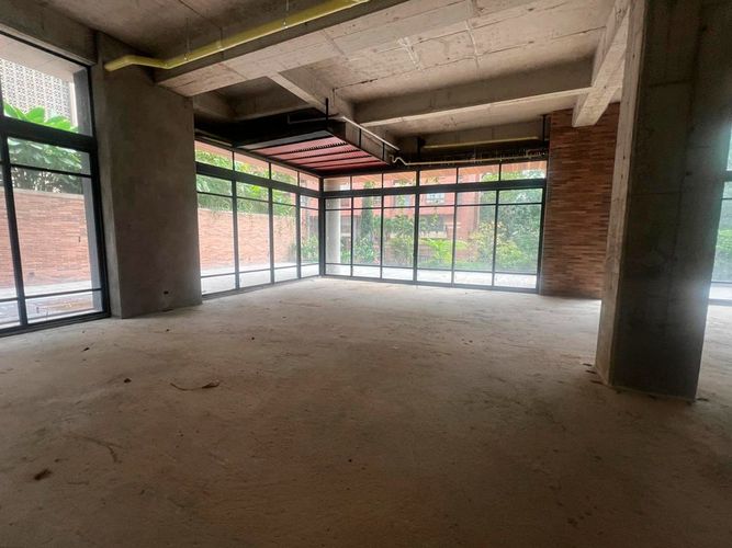 Local en arriendo en El Poblado, Medellín, 200 m² · foto 6 de 11