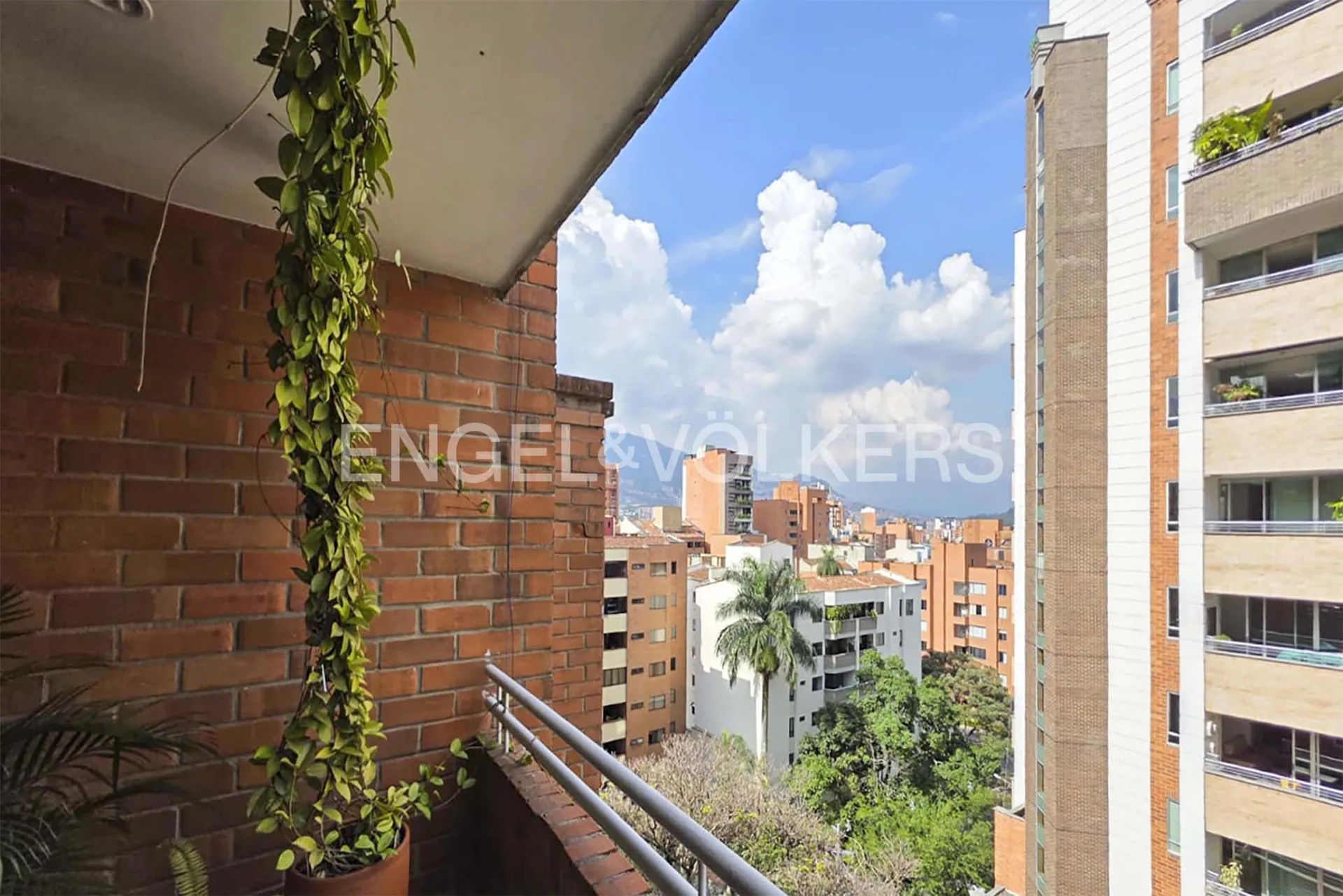 Apartamento en arriendo en Laureles, Medellín · foto 4 de 19