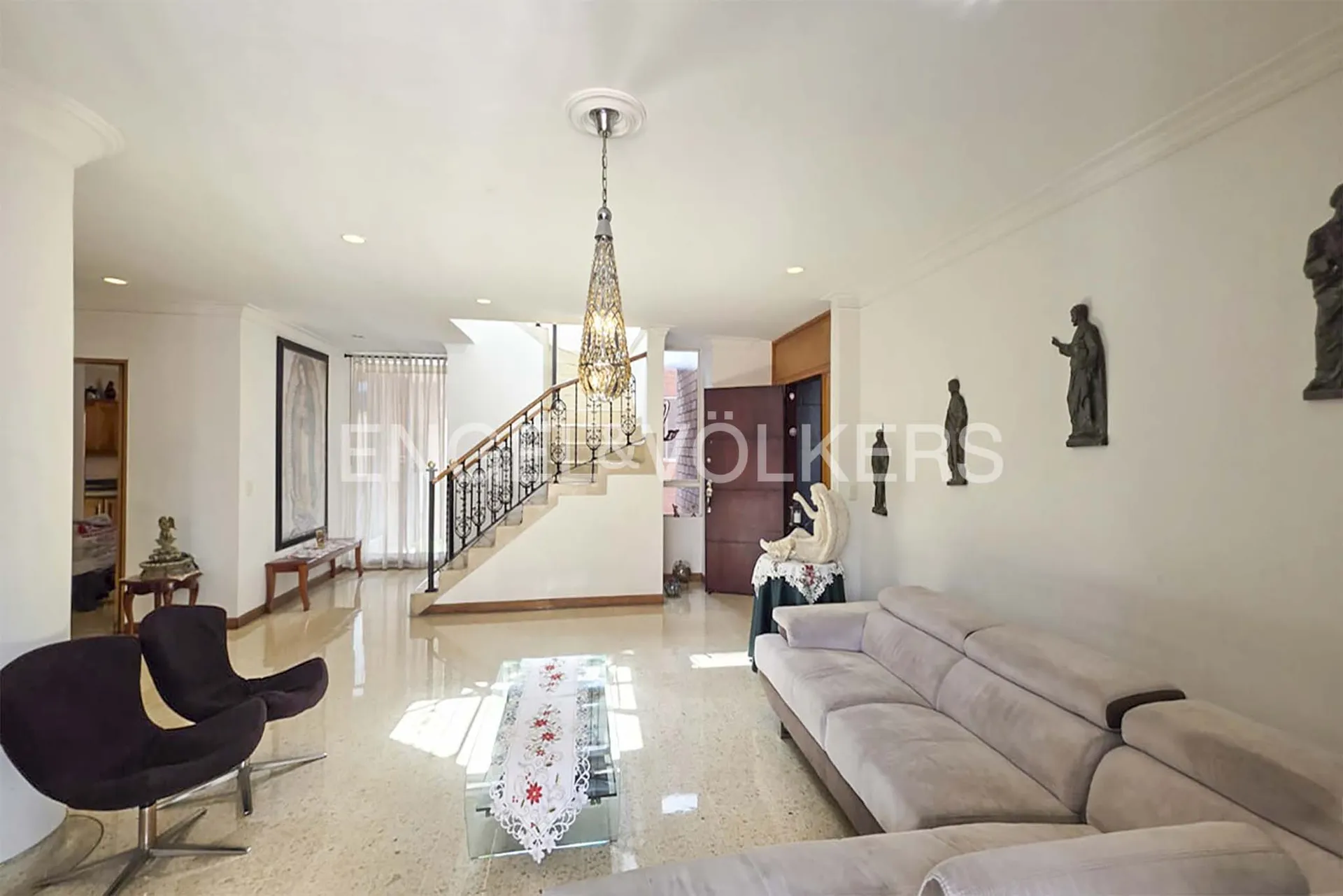 Apartamento en arriendo en Laureles, Medellín · foto 2 de 19