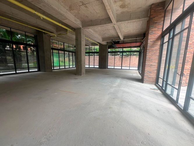 Local en arriendo en El Poblado, Medellín, 100 m² · foto 6 de 6