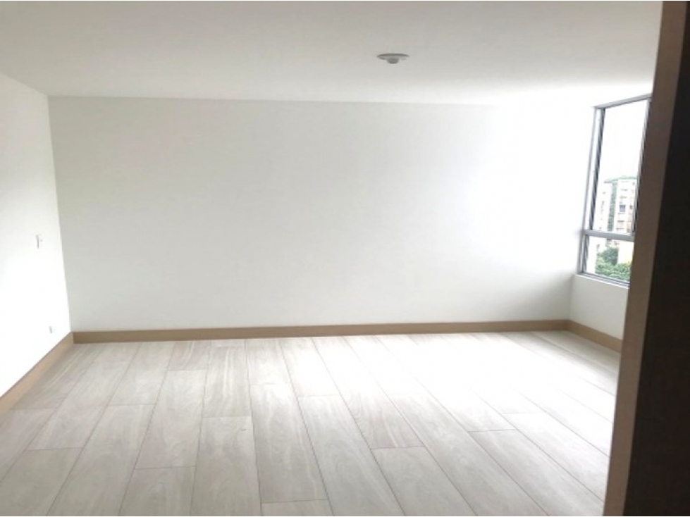 Apartamento en venta en Loma del Indio, Medellín 4