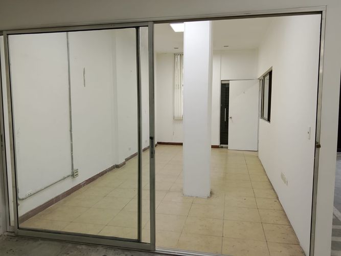 Local en arriendo en El Poblado, Medellín, 370 m² · foto 11 de 15