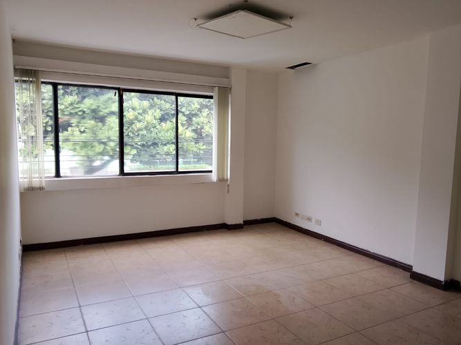 Local en arriendo en El Poblado, Medellín, 370 m² · foto 9 de 15