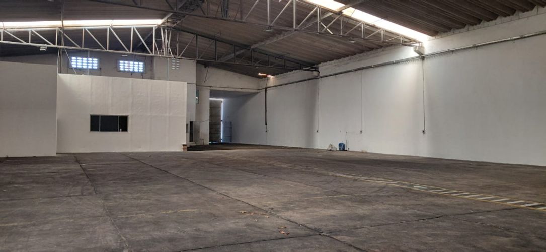 Bodega en arriendo en Villa Carolina, Barranquilla, 1822 m² · foto 4 de 12