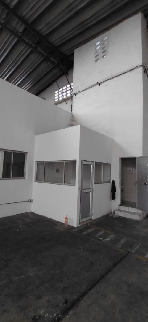 Bodega en arriendo en Villa Carolina, Barranquilla, 1822 m² · foto 6 de 12
