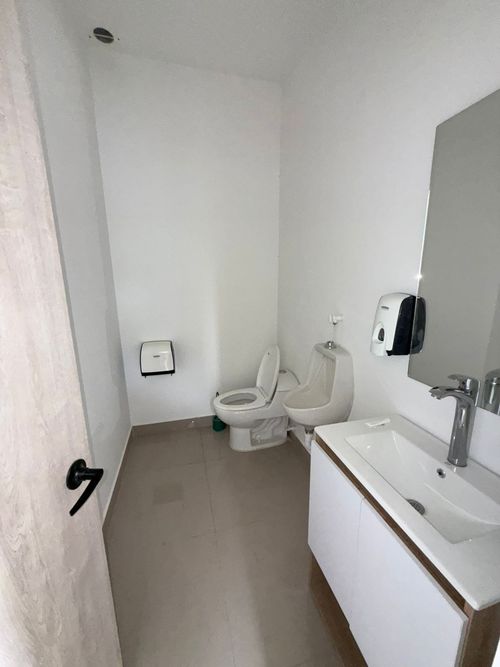 Local en arriendo en Mejoras Publicas, Bucaramanga, 717 m² · foto 13 de 20