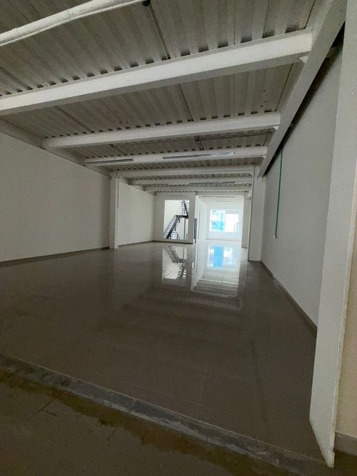 Local en arriendo en Mejoras Publicas, Bucaramanga, 717 m² · foto 18 de 20