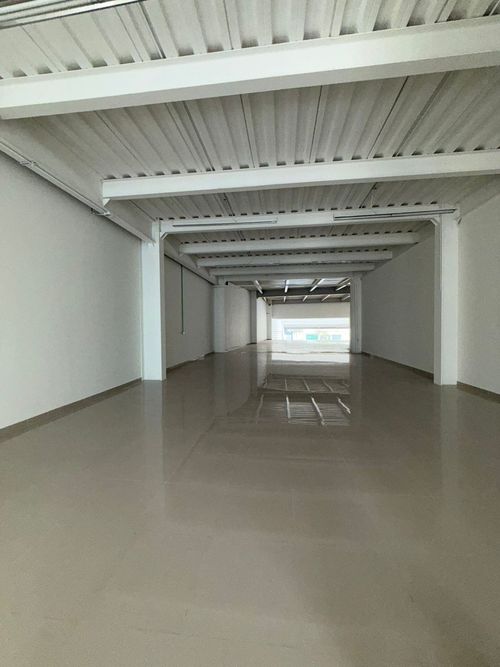 Local en arriendo en Mejoras Publicas, Bucaramanga, 717 m² · foto 20 de 20