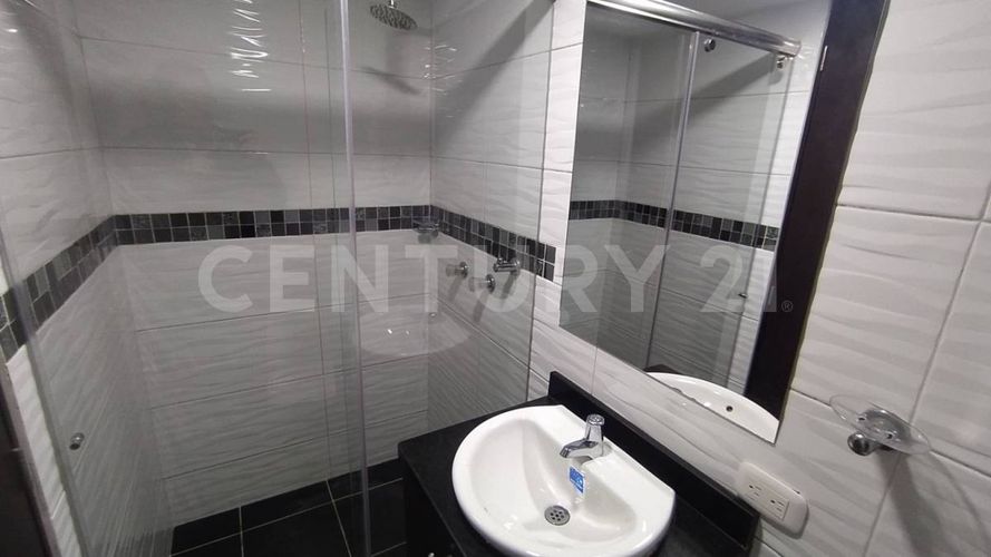 Apartamento de 3 alcobas en venta en Cr. Cibeles, Madrid, 54 m² · foto 7 de 22