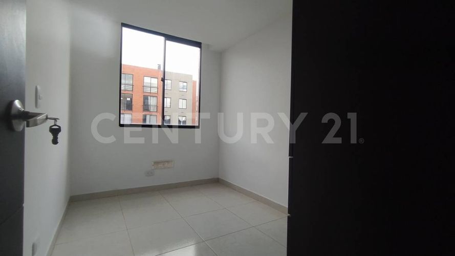 Apartamento de 3 alcobas en venta en Cr. Cibeles, Madrid, 54 m² · foto 8 de 22