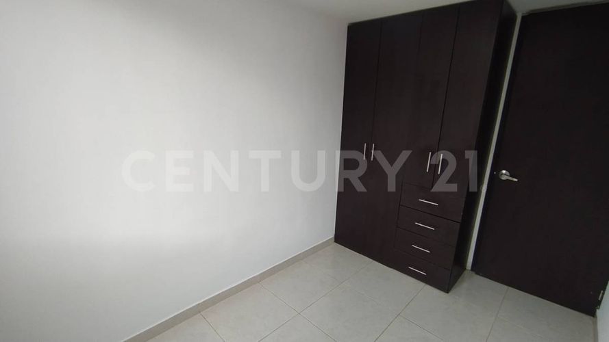 Apartamento de 3 alcobas en venta en Cr. Cibeles, Madrid, 54 m² · foto 9 de 22