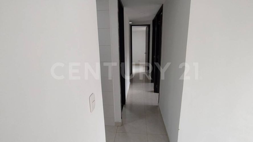 Apartamento de 3 alcobas en venta en Cr. Cibeles, Madrid, 54 m² · foto 13 de 22