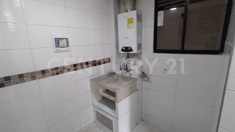 Apartamento de 3 alcobas en venta en Cr. Cibeles, Madrid, 54 m² · foto 14 de 22