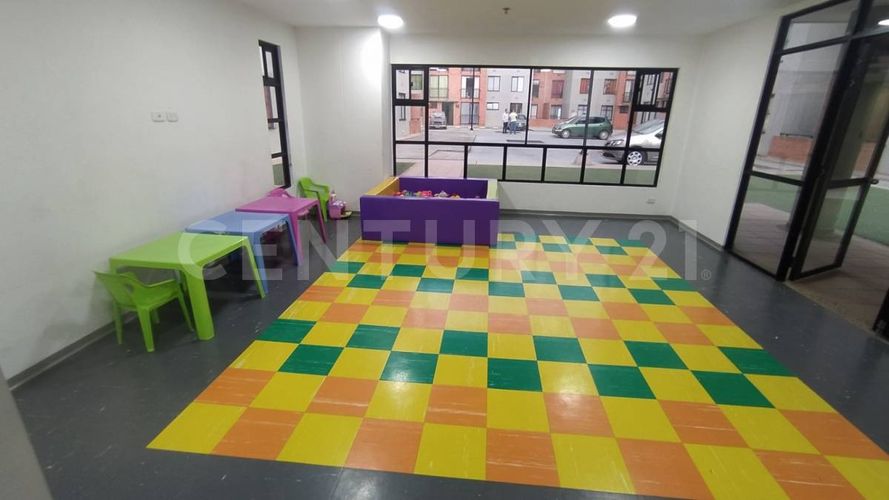 Apartamento de 3 alcobas en venta en Cr. Cibeles, Madrid, 54 m² · foto 22 de 22
